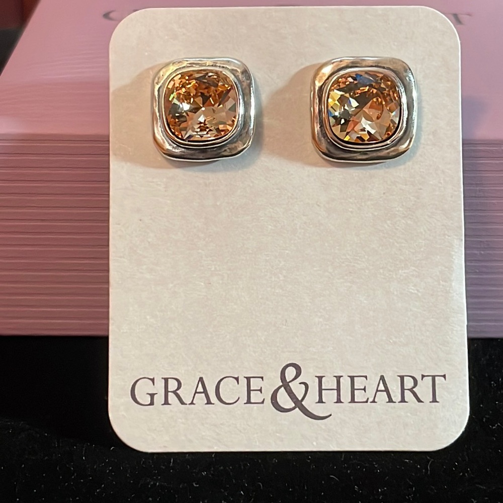 Grace& Heart Flare Earrings